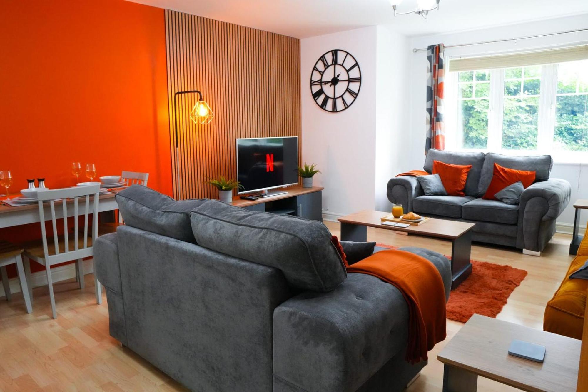 Whole 2-Bed Apartment - Contractors, Professionals, Ulez Free, Free Parking, B'Ham City 10Mins Birmingham Dış mekan fotoğraf